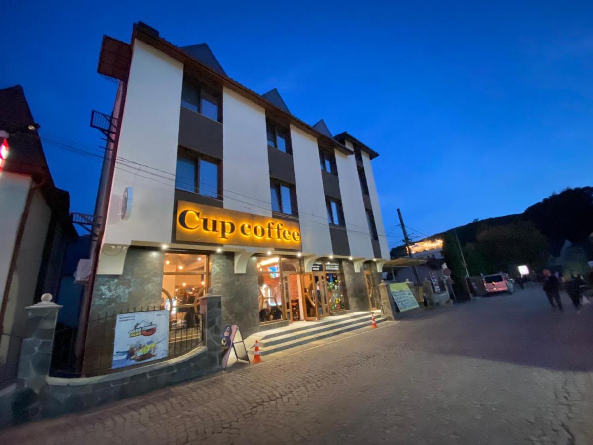 Вікторія Hotel Polyana  Eksteriør billede
