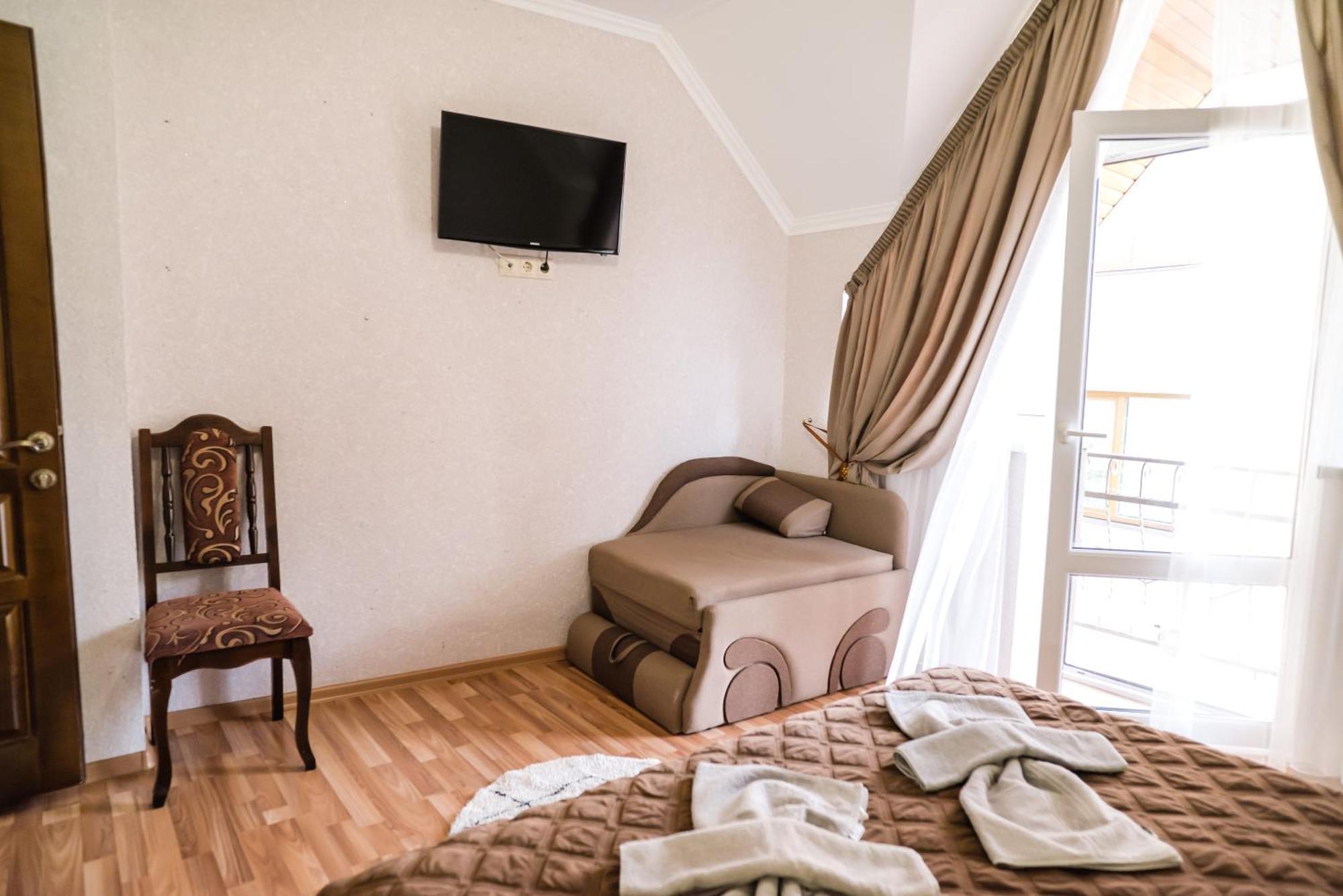Вікторія Hotel Polyana  Eksteriør billede